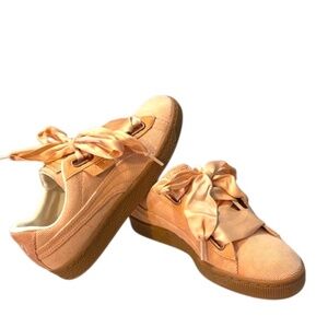 NWOT-Puma Basket Heart Corduroy Women’s Sneakers with Satin Laces-“Dusty Coral”